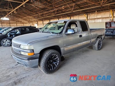 2001 CHEVROLET SILVERADO 1GCEK19T71E105190 - główne zdjęcie licytacji z USA - miniatura
