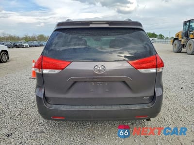 Zdjęcie 6 z 14 samochodu: 2013 TOYOTA SIENNA XLE 8-PASSENGER VIN:5TDYK3DC5DS351766 - miniatura