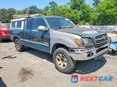 Czwarte zdjęcie samochodu z boku: 2000 TOYOTA TUNDRA SR5 VIN:5TBRT3410YS004196 - miniatura