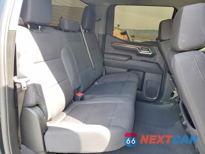 Zdjęcie 10 z 12 samochodu: 2024 CHEVROLET SILVERADO K1500 RST VIN:3GCPDEEK0RG459452 - miniatura