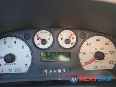 Zdjęcie 9 z 12 samochodu: 2006 FORD TAURUS SEL VIN:1FAHP56U86A145107 - miniatura