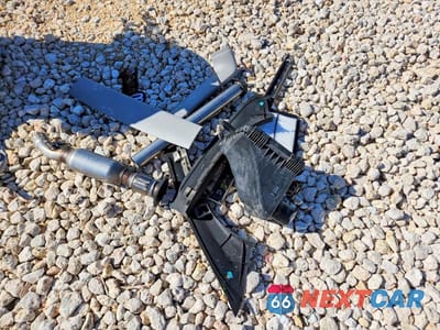 Zdjęcie 13 z 14 samochodu: 2006 CHEVROLET EQUINOX LT VIN:2CNDL63F666021068 - miniatura