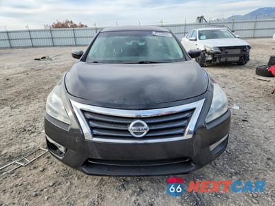 Piąte zdjęcie samochodu w środku: 2014 NISSAN ALTIMA 2.5 SV VIN:1N4AL3AP0EC100071 - miniatura