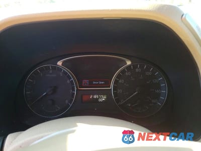 Zdjęcie 9 z 13 samochodu: 2013 NISSAN PATHFINDER S VIN:5N1AR2MM8DC645658 - miniatura
