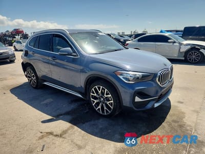Czwarte zdjęcie samochodu z boku: 2022 BMW X1 SDRIVE28I VIN:WBXJG7C0XN5U59506 - miniatura