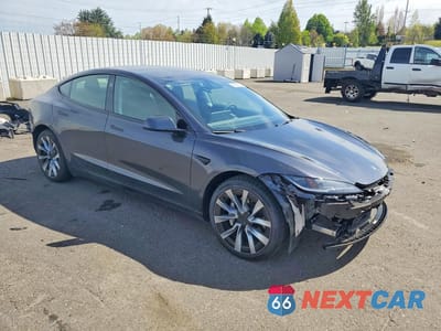 Czwarte zdjęcie samochodu z boku: 2025 TESLA MODEL 3 VIN:5YJ3E1EA4SF001856 - miniatura