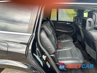 Zdjęcie 6 z 14 samochodu: 2014 MERCEDES-BENZ GL 550 4MATIC VIN:4JGDF7DE8EA400822 - miniatura