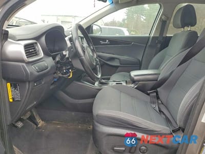 Zdjęcie 7 z 13 samochodu: 2016 KIA SORENTO LX VIN:5XYPGDA34GG052052 - miniatura