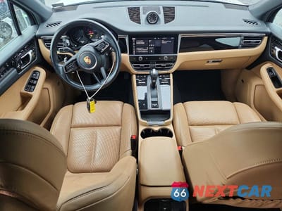 Zdjęcie 8 z 13 samochodu: 2022 PORSCHE MACAN VIN:WP1AA2A54NLB02641 - miniatura