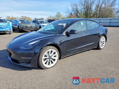 2022 TESLA MODEL 3 5YJ3E1EA5NF370942 - główne zdjęcie licytacji z USA - miniatura