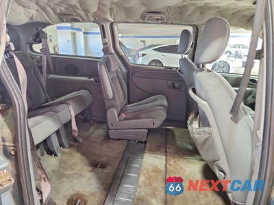 Zdjęcie 11 z 14 samochodu: 2005 DODGE GRAND CARAVAN SXT VIN:2D4GP44L35R482212 - miniatura