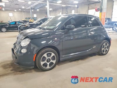 2018 FIAT 500 ELECTRIC 3C3CFFGE3JT377415 - główne zdjęcie licytacji z USA - miniatura