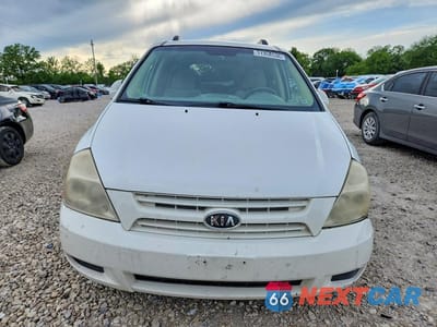Piąte zdjęcie samochodu w środku: 2008 KIA SEDONA LX VIN:KNDMB233086209115 - miniatura