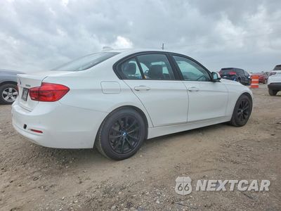 Trzecie zdjęcie samochodu z tyłu: 2017 BMW 320 I VIN:WBA8E1G30HNU16331 - miniatura