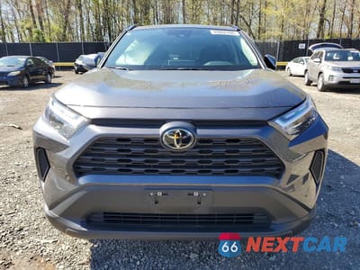 Piąte zdjęcie samochodu w środku: 2025 TOYOTA RAV4 XLE VIN:2T3P1RFV6SW599391 - miniatura