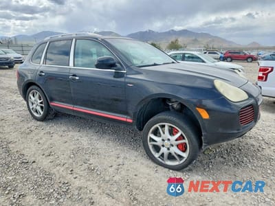 Czwarte zdjęcie samochodu z boku: 2006 PORSCHE CAYENNE TURBO VIN:WP1AC29P96LA92559 - miniatura