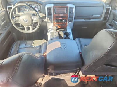 Zdjęcie 8 z 11 samochodu: 2012 DODGE RAM 1500 LARAMIE VIN:1C6RD7NT9CS174883 - miniatura