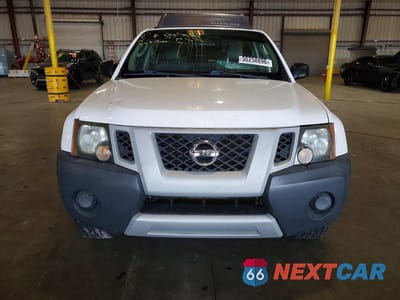Piąte zdjęcie samochodu w środku: 2011 NISSAN XTERRA X VIN:5N1AN0NU0BC510444 - miniatura