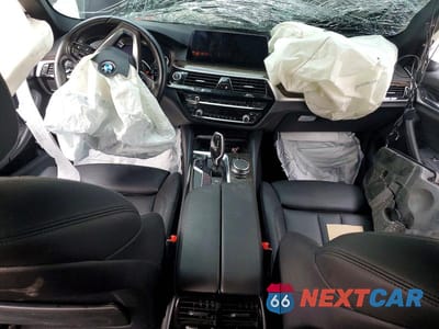 Zdjęcie 8 z 12 samochodu: 2019 BMW 530 I VIN:WBAJA5C54KWW29294 - miniatura