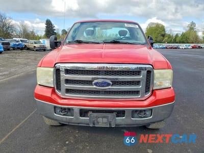Piąte zdjęcie samochodu w środku: 2006 FORD F350 SRW SUPER DUTY VIN:1FTWX31YX6EA04581 - miniatura