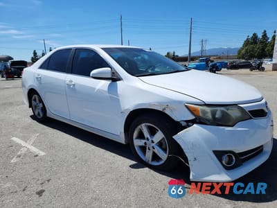 Czwarte zdjęcie samochodu z boku: 2012 TOYOTA CAMRY SE VIN:4T1BF1FK8CU133281 - miniatura