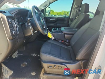Zdjęcie 7 z 12 samochodu: 2024 CHEVROLET SILVERADO K2500 CUSTOM VIN:1GC5YME70RF389650 - miniatura