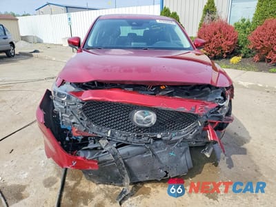 Piąte zdjęcie samochodu w środku: 2020 MAZDA CX-5 SPORT VIN:JM3KFABM1L0758678 - miniatura