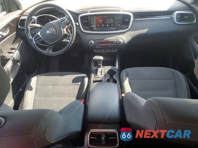 Zdjęcie 8 z 13 samochodu: 2019 KIA SORENTO S V6 VIN:5XYPGDA5XKG584514 - miniatura
