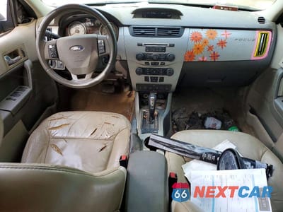 Zdjęcie 8 z 12 samochodu: 2010 FORD FOCUS SES VIN:1FAHP3GN3AW276131 - miniatura