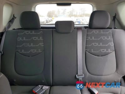 Zdjęcie 10 z 12 samochodu: 2012 KIA SOUL + VIN:KNDJT2A67C7428430 - miniatura