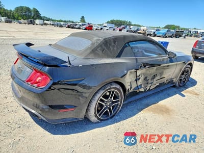 Trzecie zdjęcie samochodu z tyłu: 2018 FORD MUSTANG VIN:1FATP8UH1J5143511 - miniatura