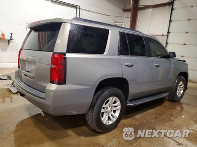 Trzecie zdjęcie samochodu z tyłu: 2017 CHEVROLET TAHOE C1500 LT VIN:1GNSCBKC3HR321922 - miniatura