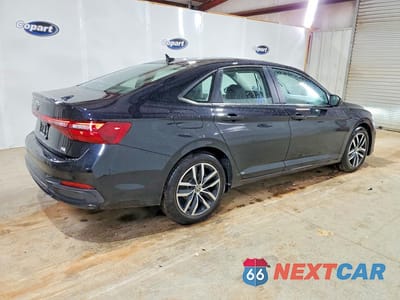 Trzecie zdjęcie samochodu z tyłu: 2026 VOLKSWAGEN JETTA SE VIN:3VW7W7BU6TM005269 - miniatura