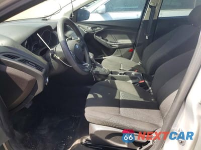 Zdjęcie 7 z 12 samochodu: 2018 FORD FOCUS S VIN:1FADP3E26JL278934 - miniatura