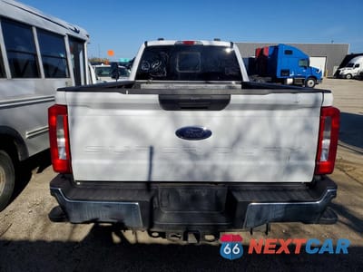 Zdjęcie 6 z 12 samochodu: 2023 FORD F350 SUPER DUTY VIN:1FT8W3DT7PED93676 - miniatura
