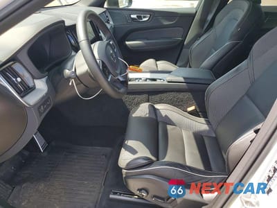 Zdjęcie 7 z 14 samochodu: 2022 VOLVO XC60 T8 RECHARGE R-DESIGN VIN:YV4H60DM9N1042065 - miniatura
