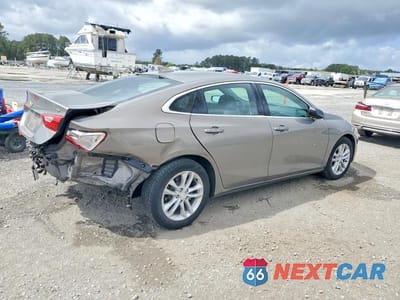 Trzecie zdjęcie samochodu z tyłu: 2017 CHEVROLET MALIBU LT VIN:1G1ZE5ST3HF189208 - miniatura