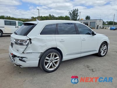 Trzecie zdjęcie samochodu z tyłu: 2017 AUDI Q7 PRESTIGE VIN:WA1VAAF74HD042344 - miniatura