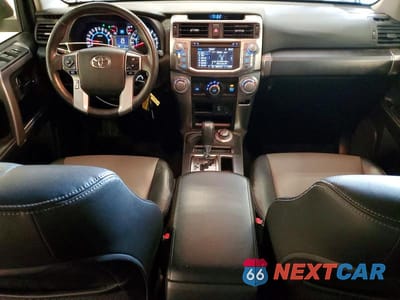 Zdjęcie 8 z 12 samochodu: 2014 TOYOTA 4RUNNER SR5 PREMIUM VIN:JTEBU5JR2E5162337 - miniatura