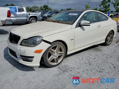 2012 MERCEDES-BENZ C 250 WDDGJ4HB3CF861852 - główne zdjęcie licytacji z USA - miniatura