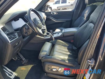 Zdjęcie 7 z 12 samochodu: 2019 BMW X5 XDRIVE40I VIN:5UXCR6C56KLL05743 - miniatura