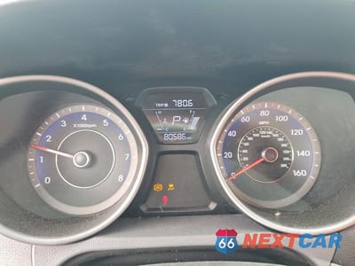 Zdjęcie 9 z 12 samochodu: 2015 HYUNDAI ELANTRA SE VIN:KMHDH4AE6FU355005 - miniatura