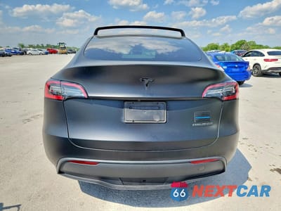 Zdjęcie 6 z 12 samochodu: 2023 TESLA MODEL Y VIN:7SAYGDEE9PA090710 - miniatura