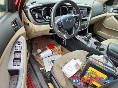 Zdjęcie 8 z 12 samochodu: 2013 KIA OPTIMA LX VIN:5XXGM4A76DG171166 - miniatura