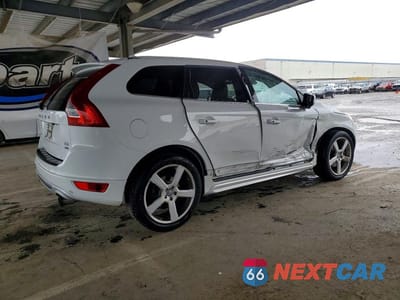 Trzecie zdjęcie samochodu z tyłu: 2012 VOLVO XC60 T6 VIN:YV4902DZ2C2334290 - miniatura