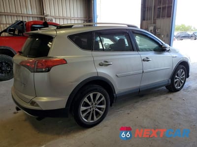 Trzecie zdjęcie samochodu z tyłu: 2016 TOYOTA RAV4 HV LIMITED VIN:JTMDJREV2GD029025 - miniatura