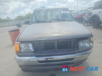 Piąte zdjęcie samochodu w środku: 1997 FORD RANGER SUPER CAB VIN:1FTCR14X1VPA04167 - miniatura