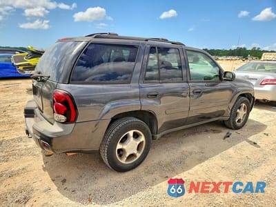 Trzecie zdjęcie samochodu z tyłu: 2007 CHEVROLET TRAILBLAZER LS VIN:1GNDS13S372222973 - miniatura
