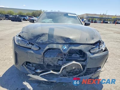 Piąte zdjęcie samochodu w środku: 2023 BMW I4 EDRIVE 35 VIN:WBY43AW08PFP82088 - miniatura