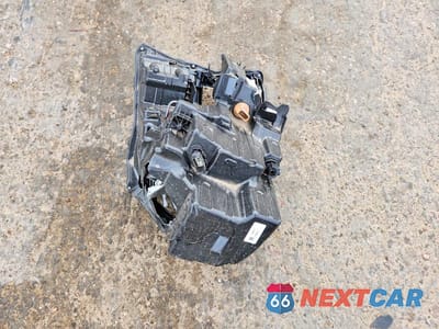 Zdjęcie 12 z 13 samochodu: 2026 FORD MAVERICK XLT VIN:3FTTW8HA2TRA41273 - miniatura